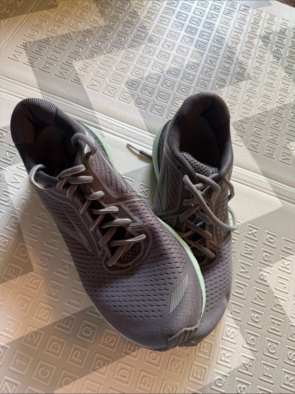 Brooks women